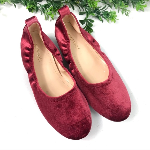 Nine West Cabernet Velvet Ballet Flats Size 6M - Picture 1 of 8